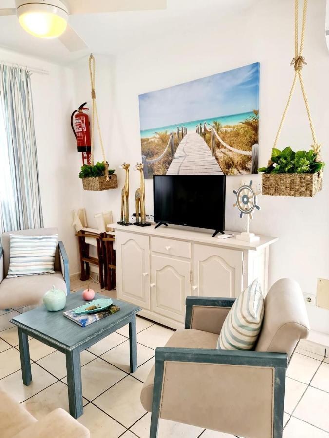 Apartamentos Delfines Кала-Бланка Экстерьер фото