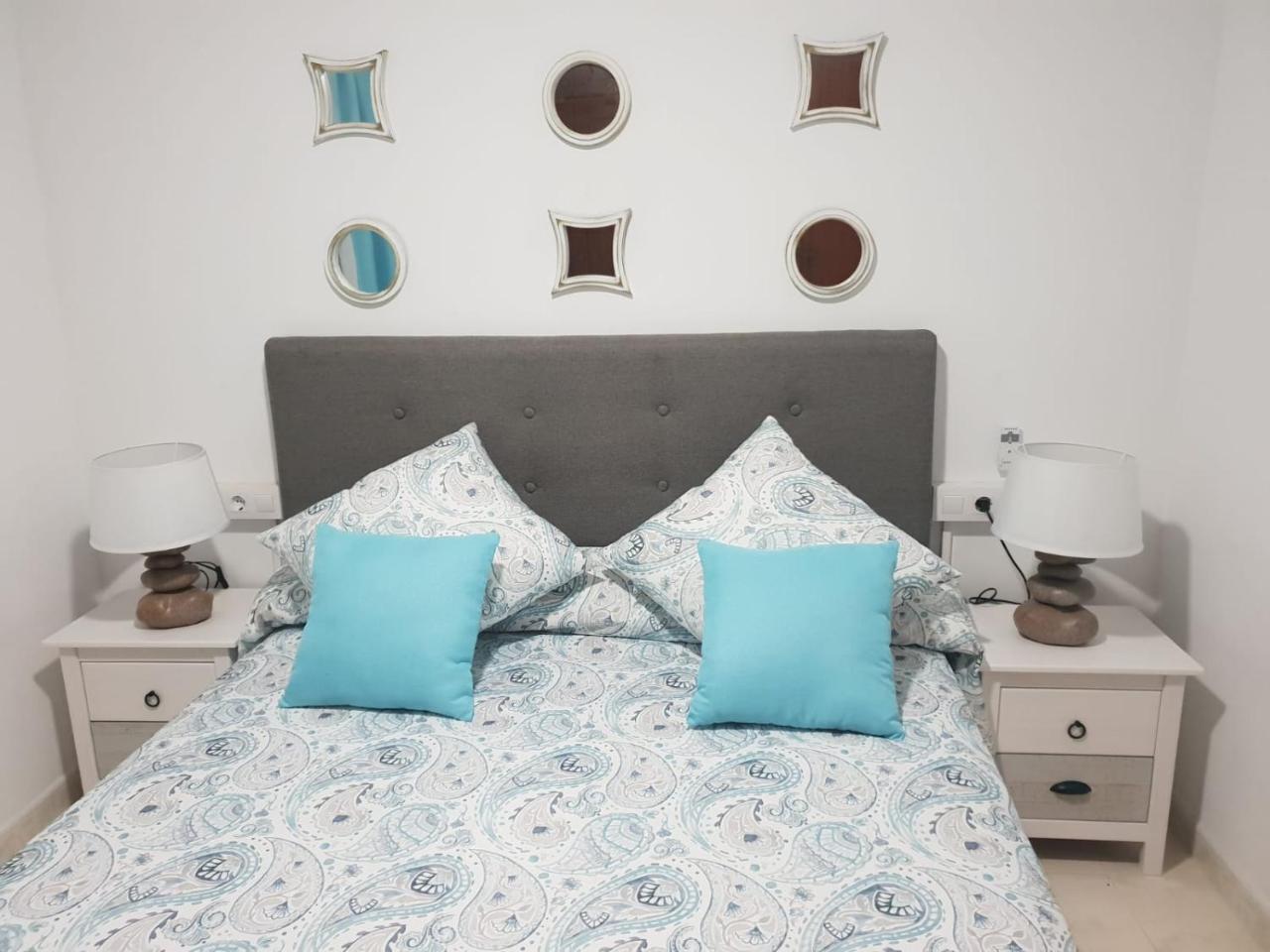 Apartamentos Delfines Кала-Бланка Экстерьер фото
